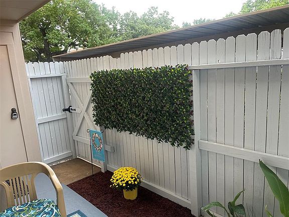 2nd image of 10615 Briar Forest Dr APT 203