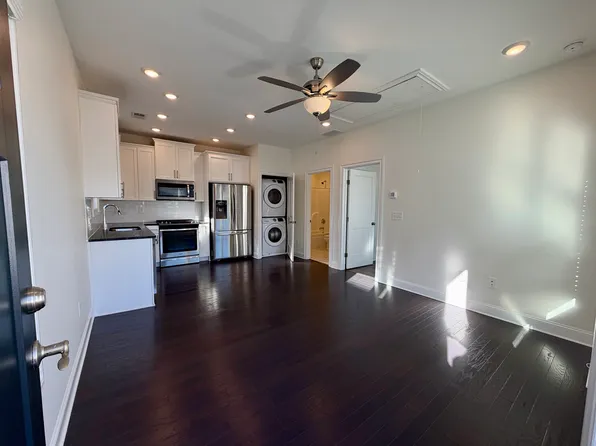 1747 Stone Hedge Dr NW #B, Atlanta, GA 30318