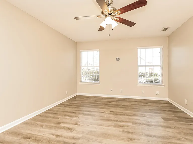 3764 Indian Creek Blvd — Photo 11