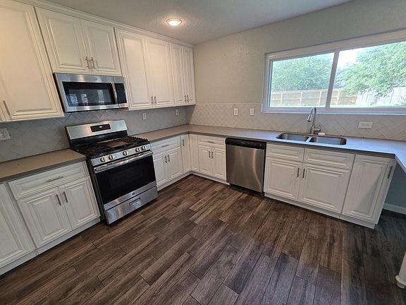 5th image of 129 Corral Ct