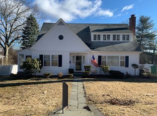 37 Eastridge Dr, Waterbury, CT 06708