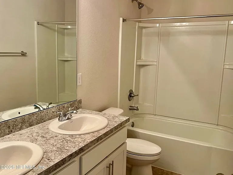 12591 Lake Taylor Ln — Photo 14
