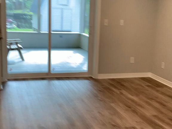 4th image of 2193 Hidden Waters Dr W