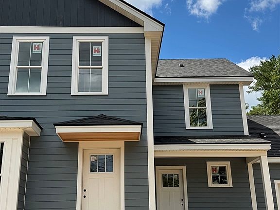 3rd image of 46 Beach Rd