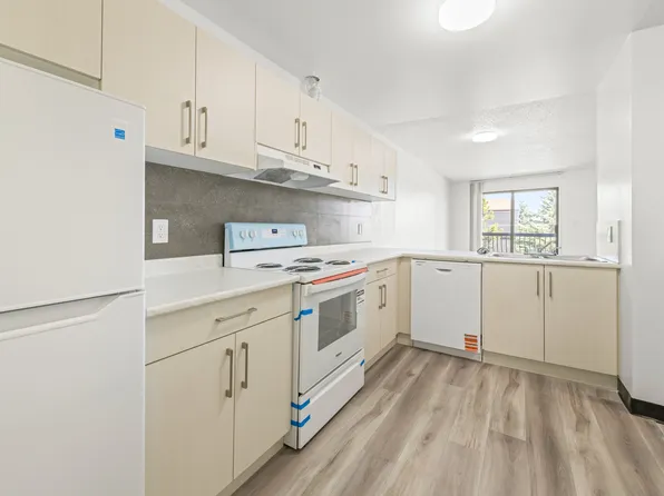 Woodridge Place