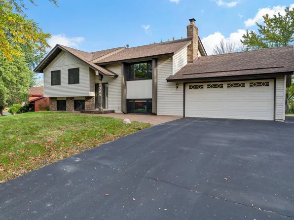 14309 11th Ave S, Burnsville, MN 55337