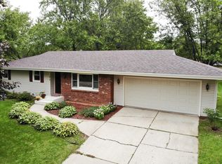 6128 Bristlecone Ln, Rockford, IL 61109