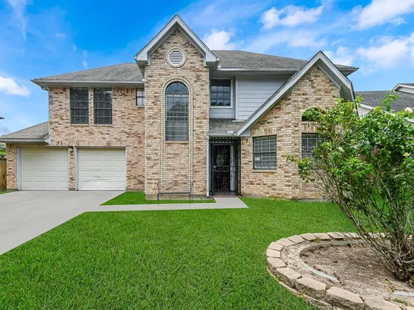 8622 Rose Garden Drive, Houston, TX 77083