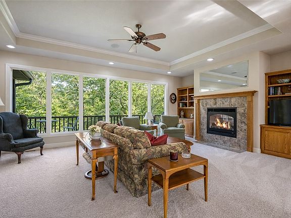 5th image of 20 Beaty Ln