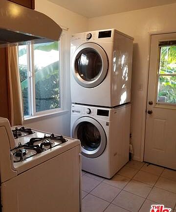 5th image of 1434 Stanford St APT B