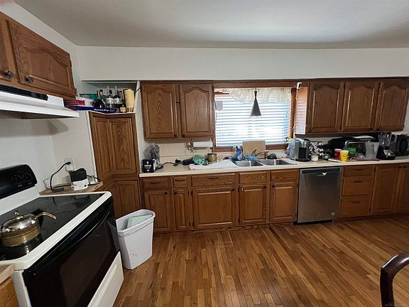 4th image of 2239 S Tuscola Rd