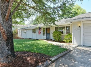 1000 La Loma Dr, Medford, OR 97504