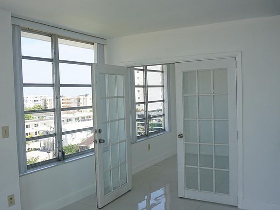 2nd image of 7800 Carlyle Ave APT 6D