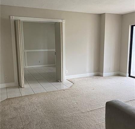 2nd image of 1013 Green Pine Blvd APT H1
