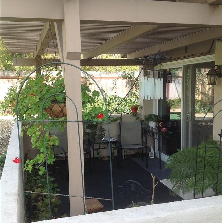 2nd image of 16945 Caminito Santico