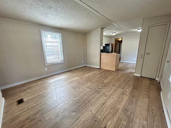 2nd image of 44554 Billy Jean Ln Trailer 20