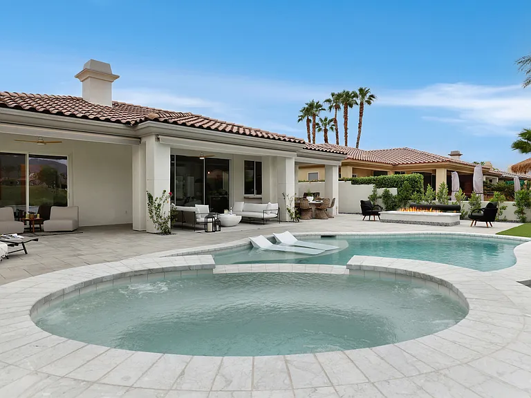 Extra large backyard on oversized lot