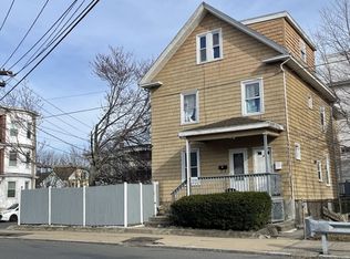 75 Baker St, Lynn, MA 01902