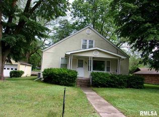 406 N Main St, Forest City, IL 61532
