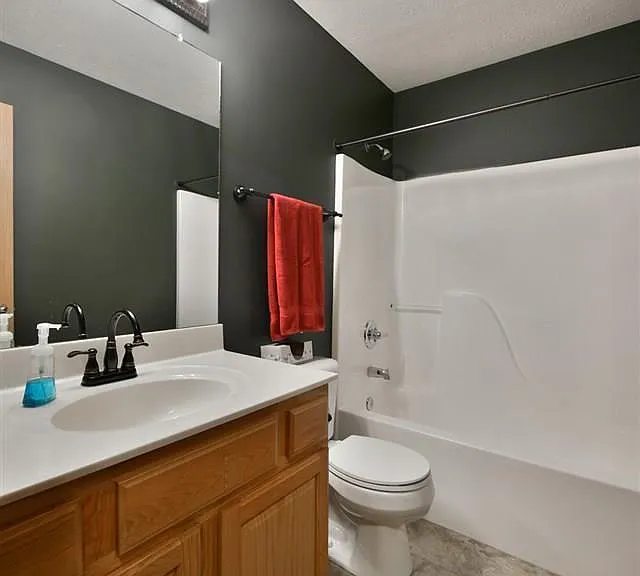 17038 Sahler St — Photo 21