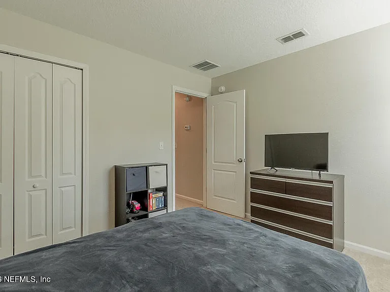 13328 Smithwick Ln — Photo 23