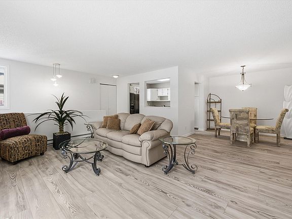 5th image of 340 Ford Rd Unit 5