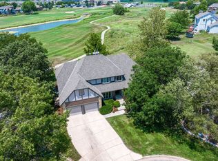 619 Glendevon Pl, Andover, KS 67002