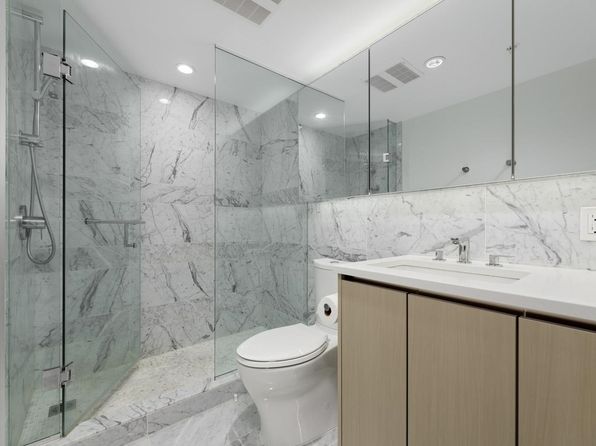 2 bedroom rental in Vancouver — photo 11