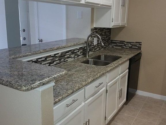 5th image of 12550 Whittington Dr #4/413