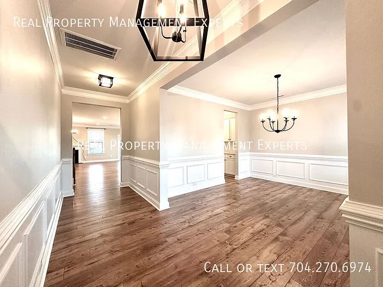 278 Preston Rd — Photo 9
