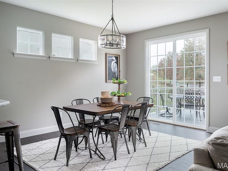 Listing photo 5