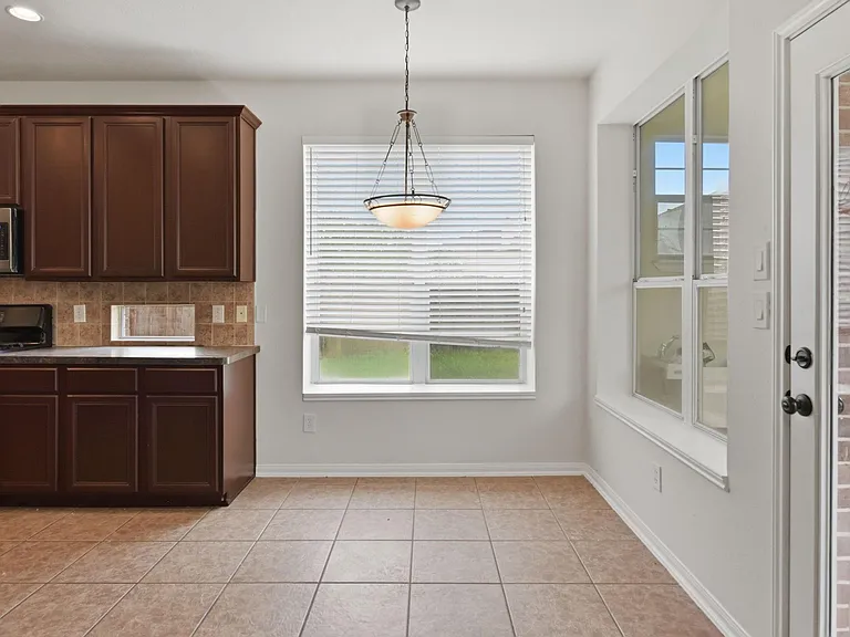7519 Chathan Glen Ln — Photo 16