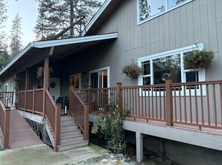 271 Sandy Flat Rd, Junction City, CA 96048