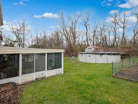 4th image of 113 Leslie Rd