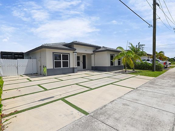 3rd image of 13063 SW 256th St
