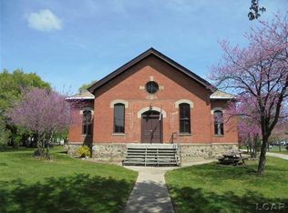 301 W Kilbuck St, Tecumseh, MI 49286