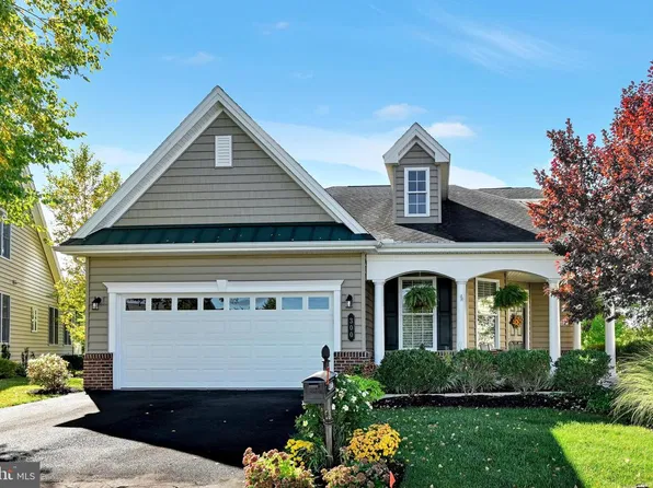 300 Centennial Ct, Lititz, PA 17543