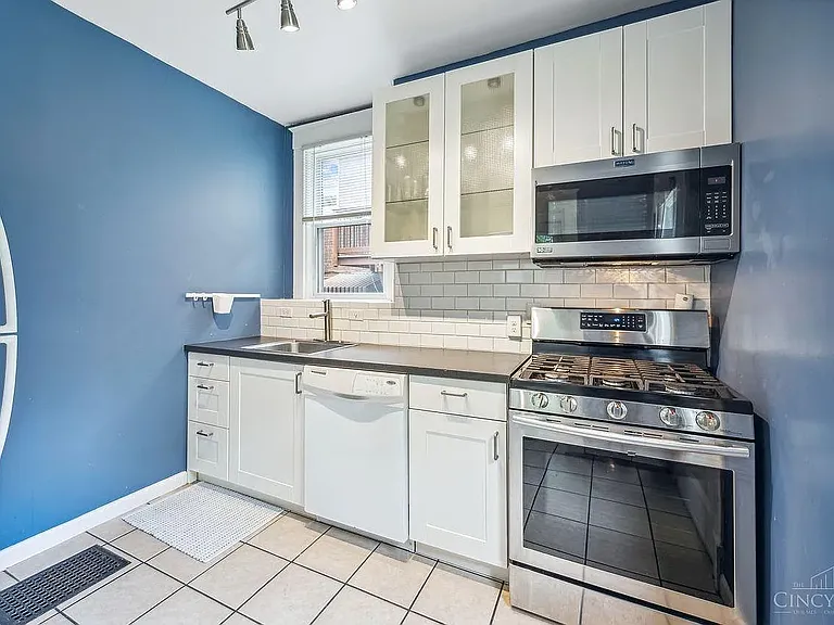2964 Deckebach Ave — Photo 10