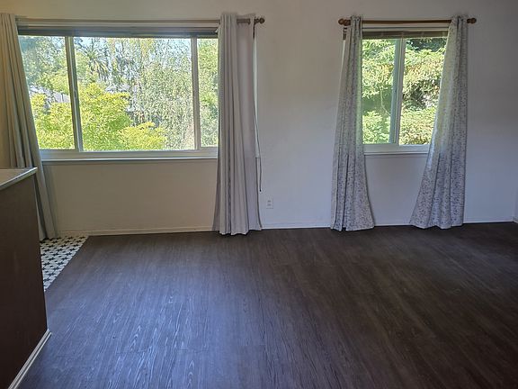 4th image of 1614 Milvia St #10