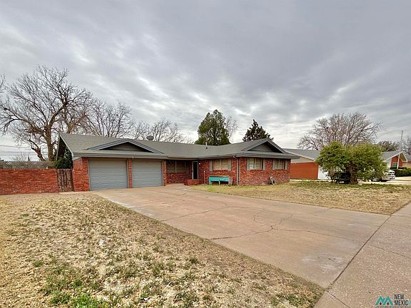 2nd image of 209 W Rojo Dr