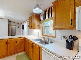 163 Walleye Point Dr, Camdenton, MO 65020