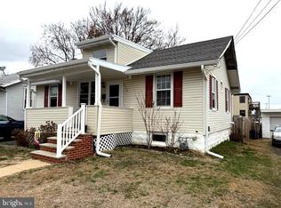 232 Winona Ave, Holmes, PA 19043