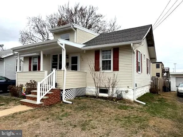 232 Winona Ave, Holmes, PA 19043