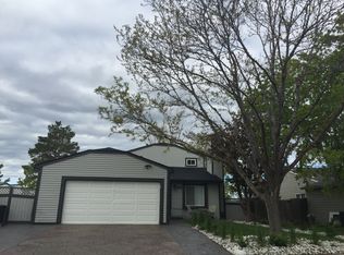 1621 Dunkirk Ct, Aurora, CO 80011