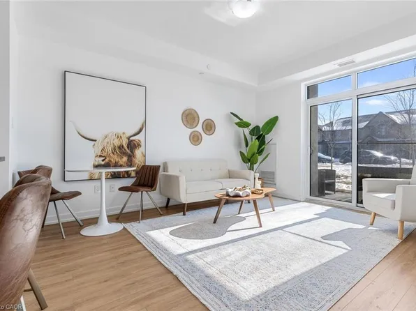 101 Shoreview Pl #112, Hamilton, ON L8E 0K2