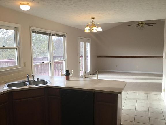 5th image of 1220 Speculator Ct
