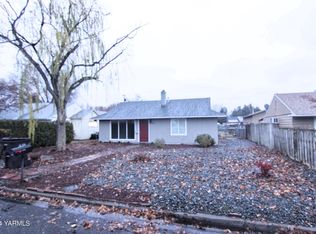 1311 S 11th Ave, Yakima, WA