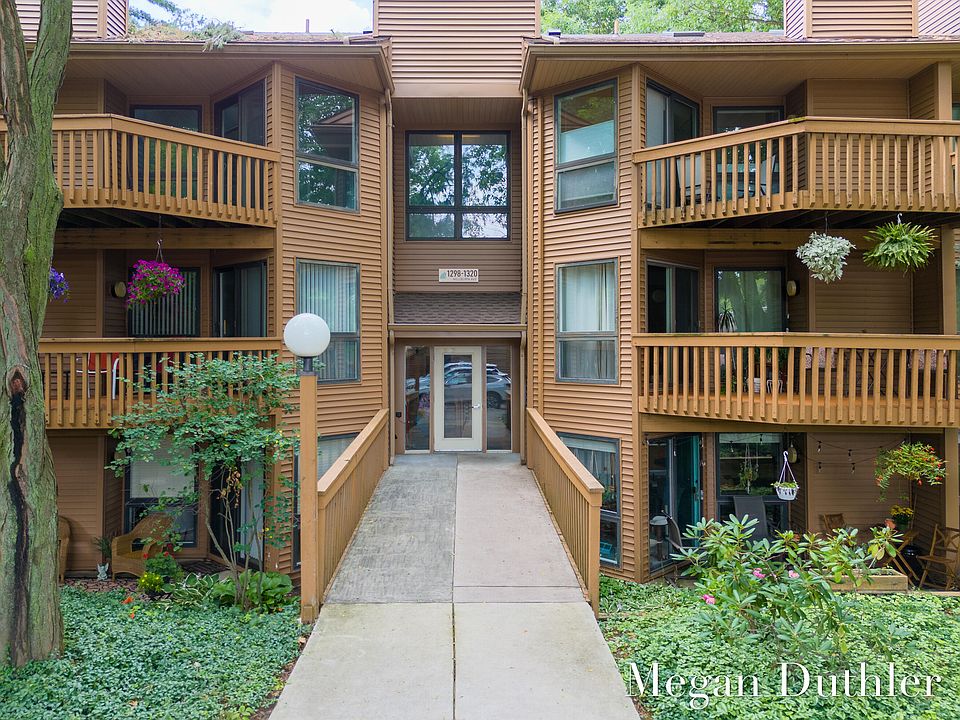 1st image of 1320 Hillburn Ave NW