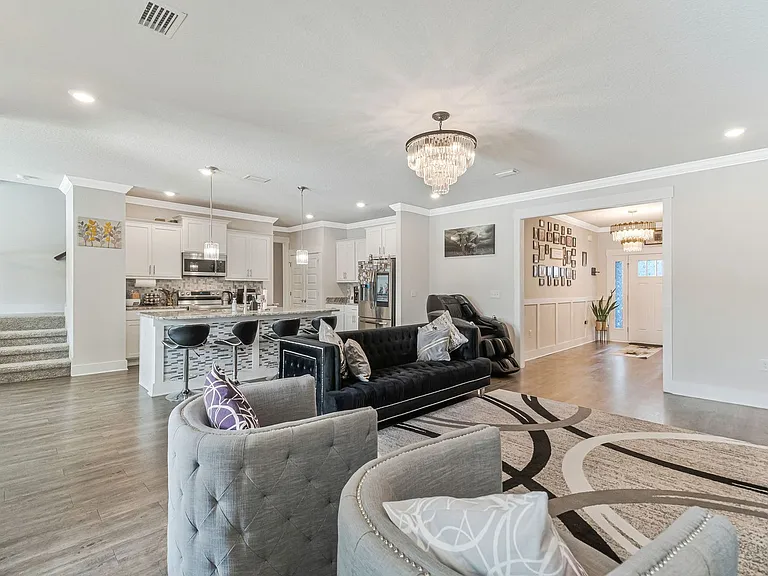 6076 Cherry Hill Cir — Photo 9