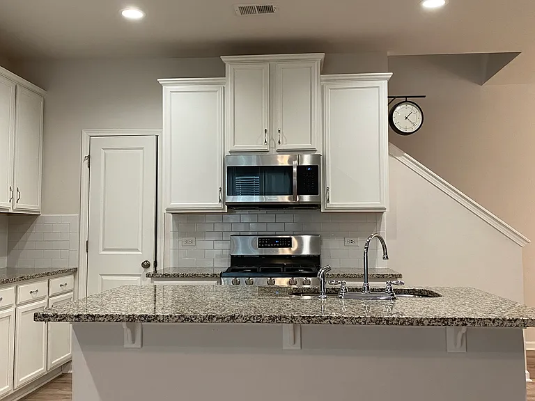 221 Scenic Rd — Photo 11